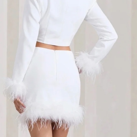 CLUB L LONDON WHITE MINI SKIRT WITH FEATHERS - Picture 5 of 5